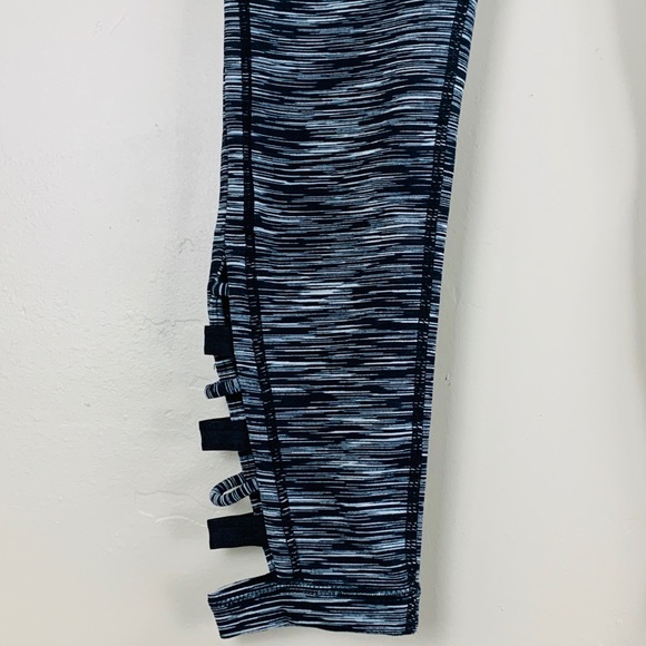 Zella Space dye Capri Leggings Size M/M - Picture 3 of 4